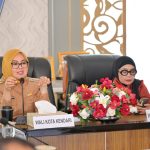 Sambut Pilkades Serentak dan 3 Desa PAW, Pemkab Konsel Serahkan Raperda Perubahan tentang Desa ke DPRD