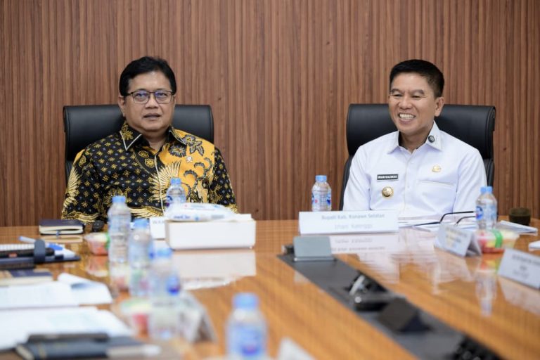 lakukan kunjungan kerja strategis, Bupati Irham Kalenggo Paparkan percepatan pembangunan infrastruktur