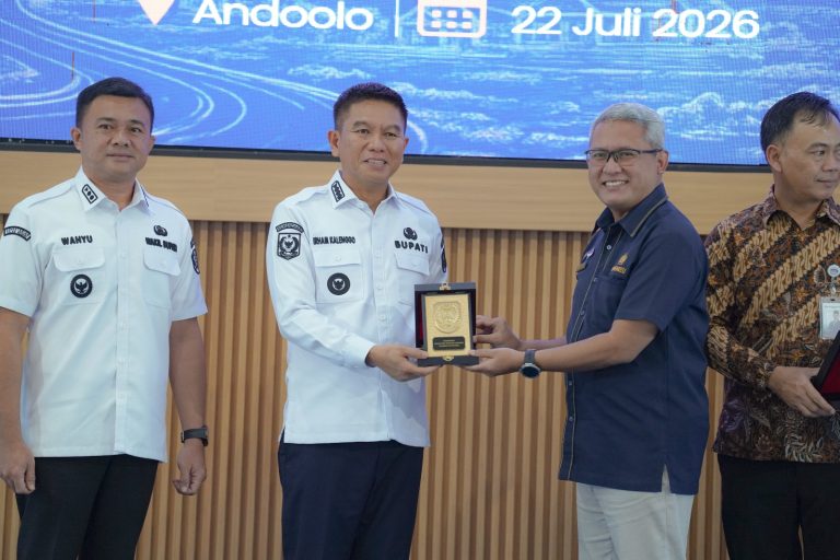 Buka Workshop Desa Tahun 2026, Bupati Konawe Selatan Tegaskan Peran Desa Sebagai Garda Terdepan Pembangunan Daerah