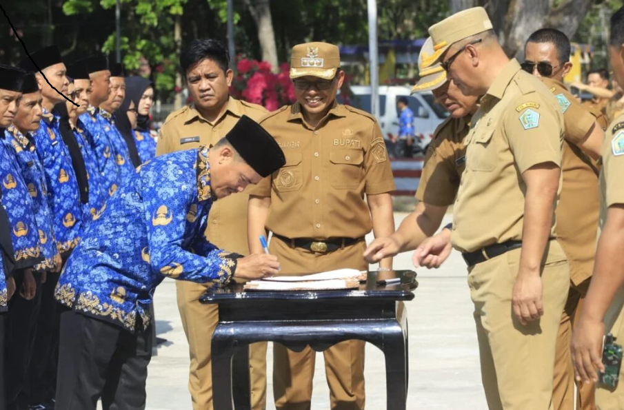 Perpanjang Kontrak Empat Tahun, Bupati Konawe Yusran Akbar Tekankan Kedisplinan dan Kerja Nyata